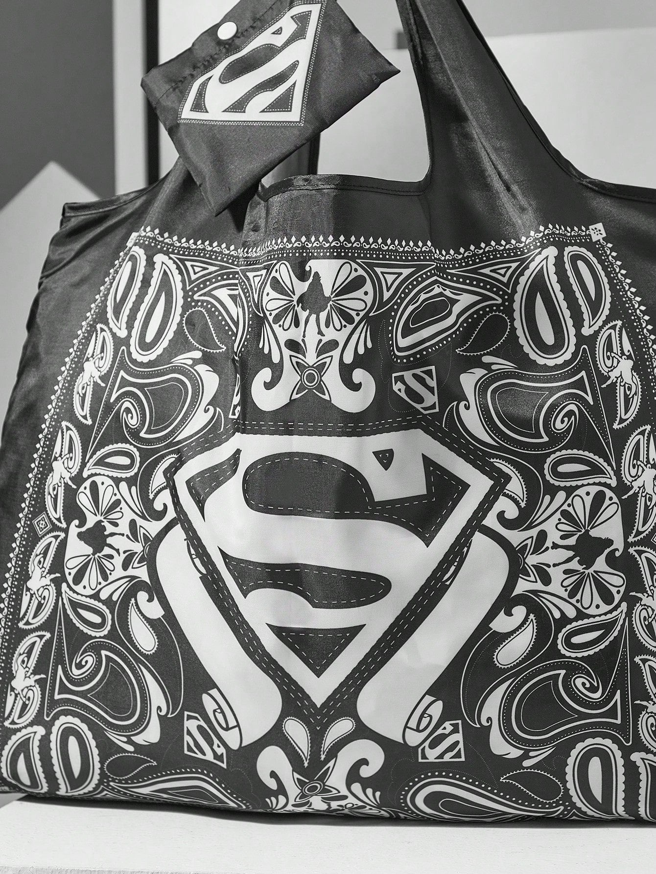 SUPERMAN X  1Pc Print Fashionable Black Tote Bag